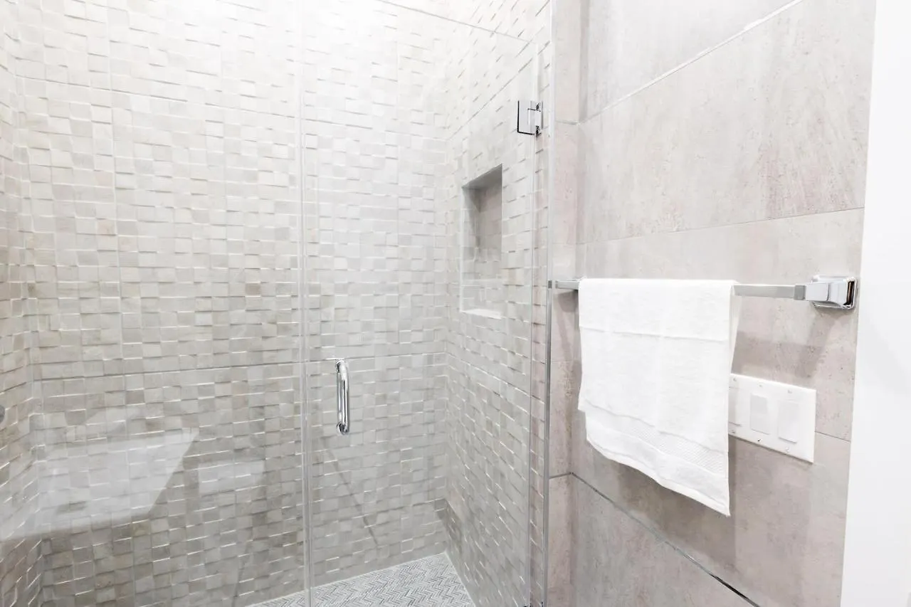 아파트 317-4C New Modern 1Br W&D Walk To Central Park 뉴욕